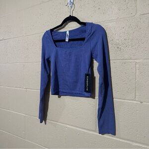 Kimberly C women’s long sleeve‎ crop top in blue size medium NWT
